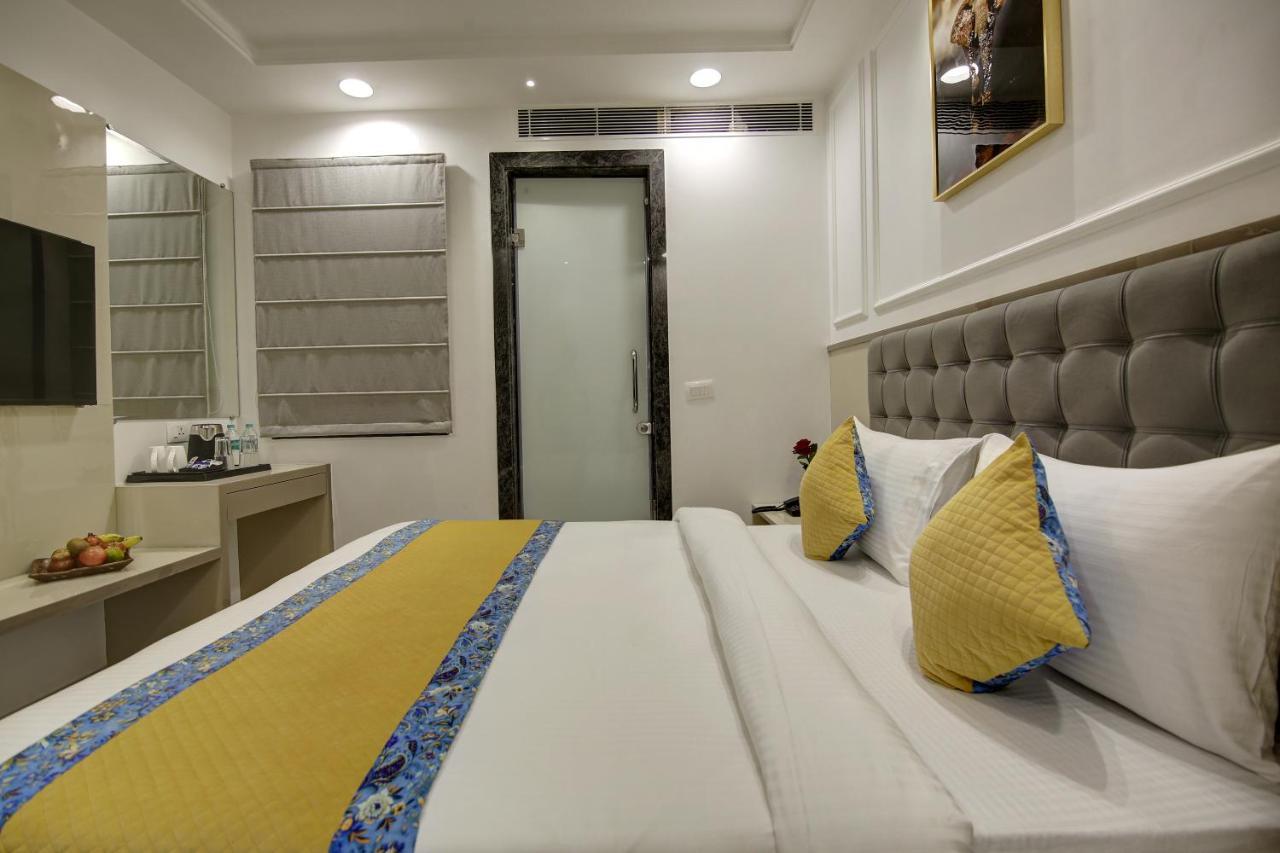 Hotel Kaca Inn-By Haveliya Hotels- Traveller'S Choice Award Winner 2025 Нью-Дели Экстерьер фото