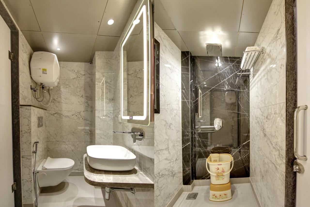 Hotel Kaca Inn-By Haveliya Hotels- Traveller'S Choice Award Winner 2025 Нью-Дели Экстерьер фото