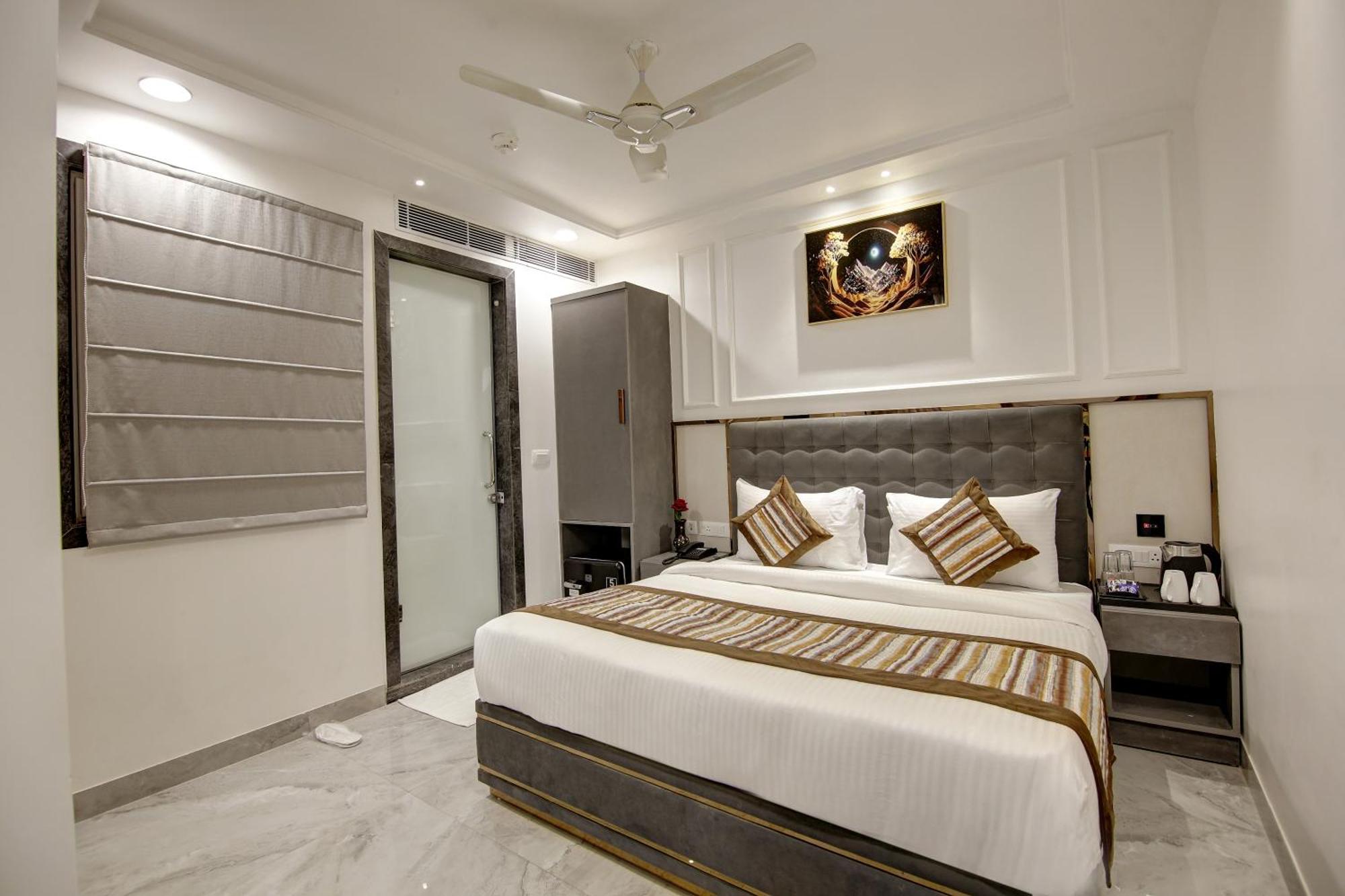 Hotel Kaca Inn-By Haveliya Hotels- Traveller'S Choice Award Winner 2025 Нью-Дели Экстерьер фото